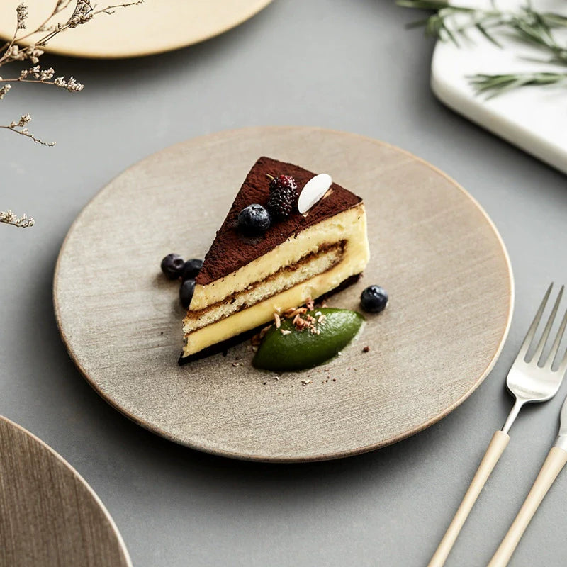 Creative Ceramic Dinner Plate – Modern Western-Style Large Flat Dish for Hotels & Restaurants
